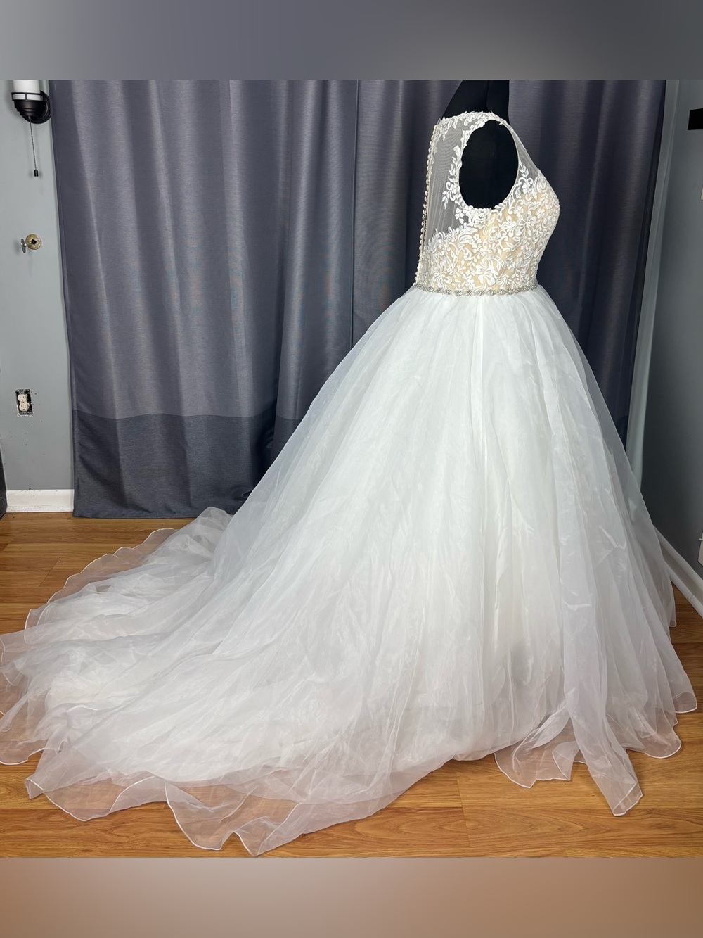 NWT Alfred Angelo Ivory Nude Illusion Lace Bodice Bridal Wedding Gown Dress 18W - Picture 2 of 10